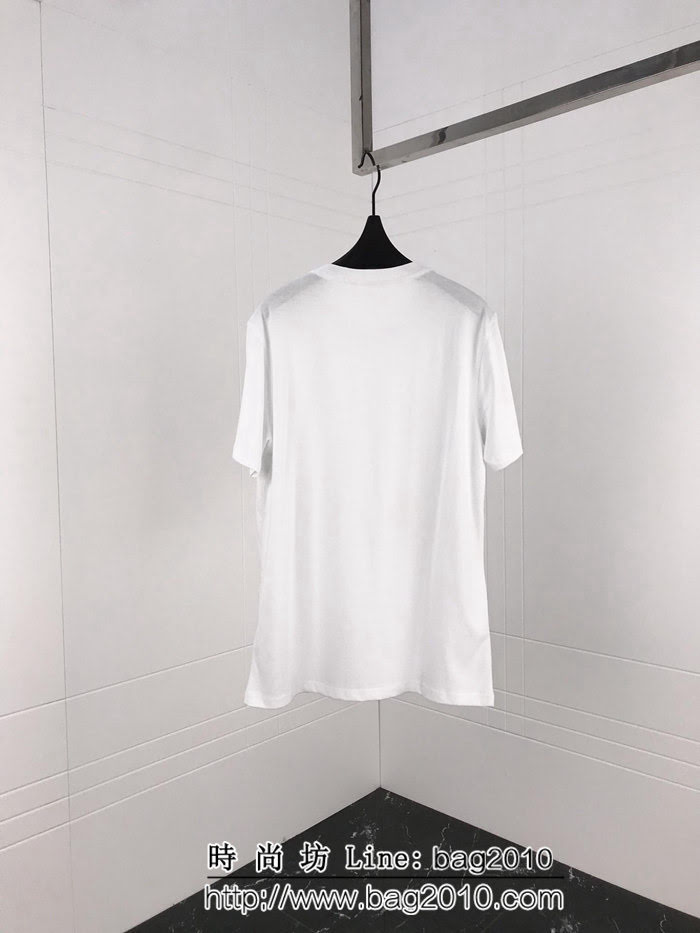 MONCLER蒙口 19ss早春新款 大logo刺繡圖案短袖 高密度立體刺繡工藝 簡約百搭款 ydi2130